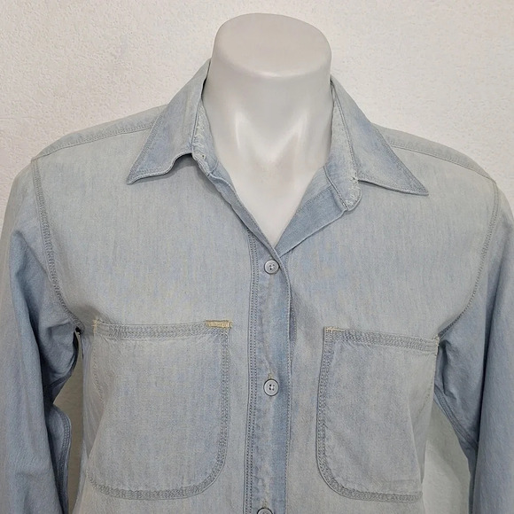 Madewell Blue Light Wash Coastal Grunge Chambray Denim Button Down Shirt Size XS - Picture 2 of 9